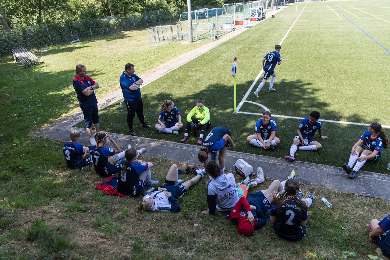 Bild 211 - wBJ Holsatia Elmshorn - VfL Pinneberg : Ergebnis: 1:4